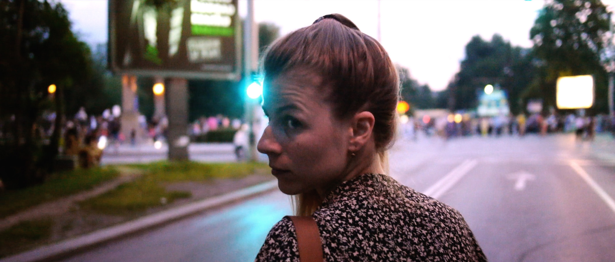 JE VOIS ROUGE – Bojina Panayotova JE VOIS ROUGE - Bojina Panayotova