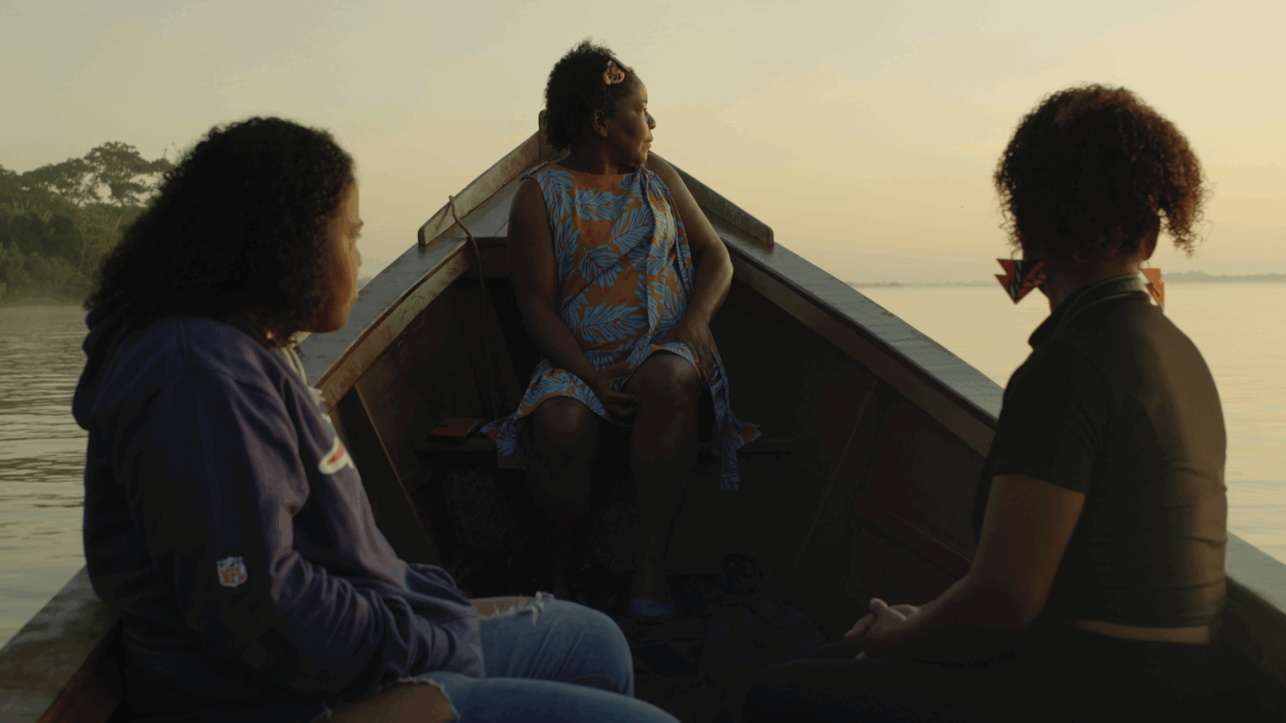 SAUDADES DO RIO DOCE- Claudia Neubern SAUDADES DO RIO DOCE- Claudia Neubern